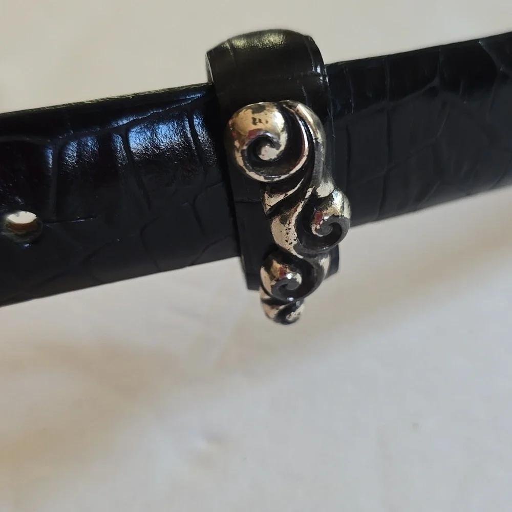 Vintage Mens Black full grain leather Belt W/ Silver Sroll detail Sz.XL/2XL